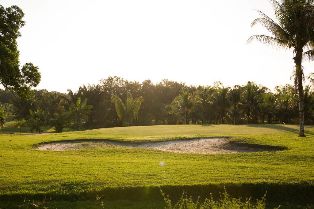 Amazonia Golf Hotelaria E Turismo Sa Rio Preto Da Eva Extérieur photo