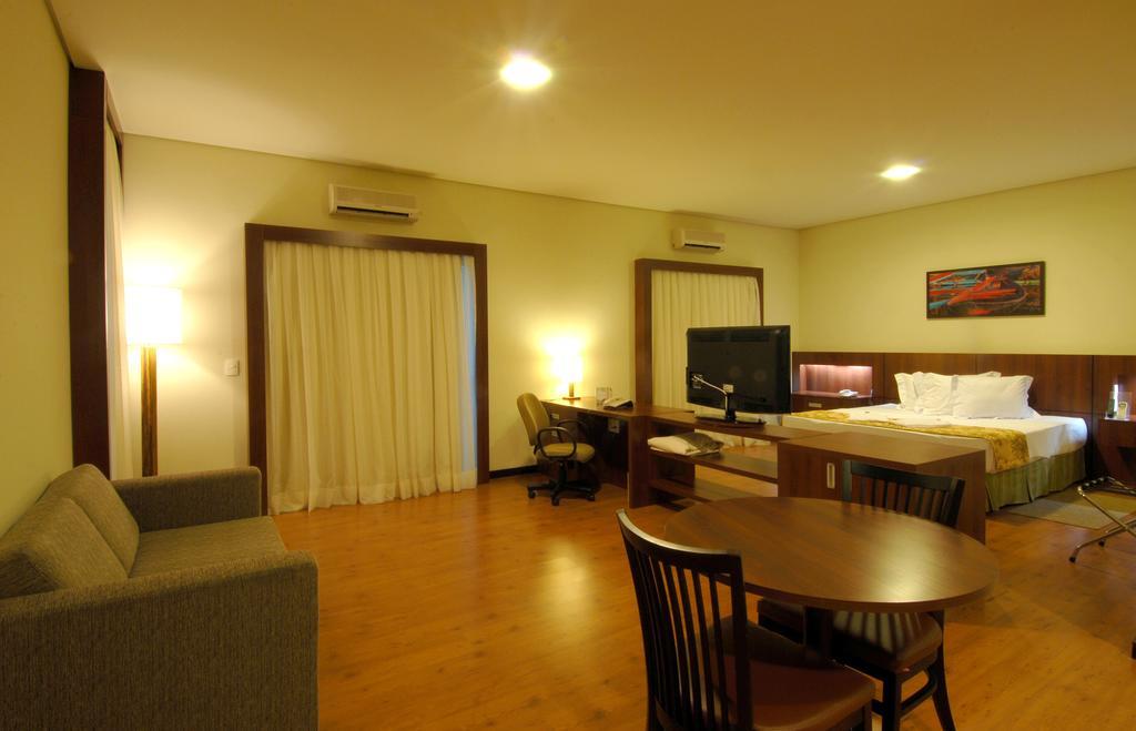 Amazonia Golf Hotelaria E Turismo Sa Rio Preto Da Eva Extérieur photo